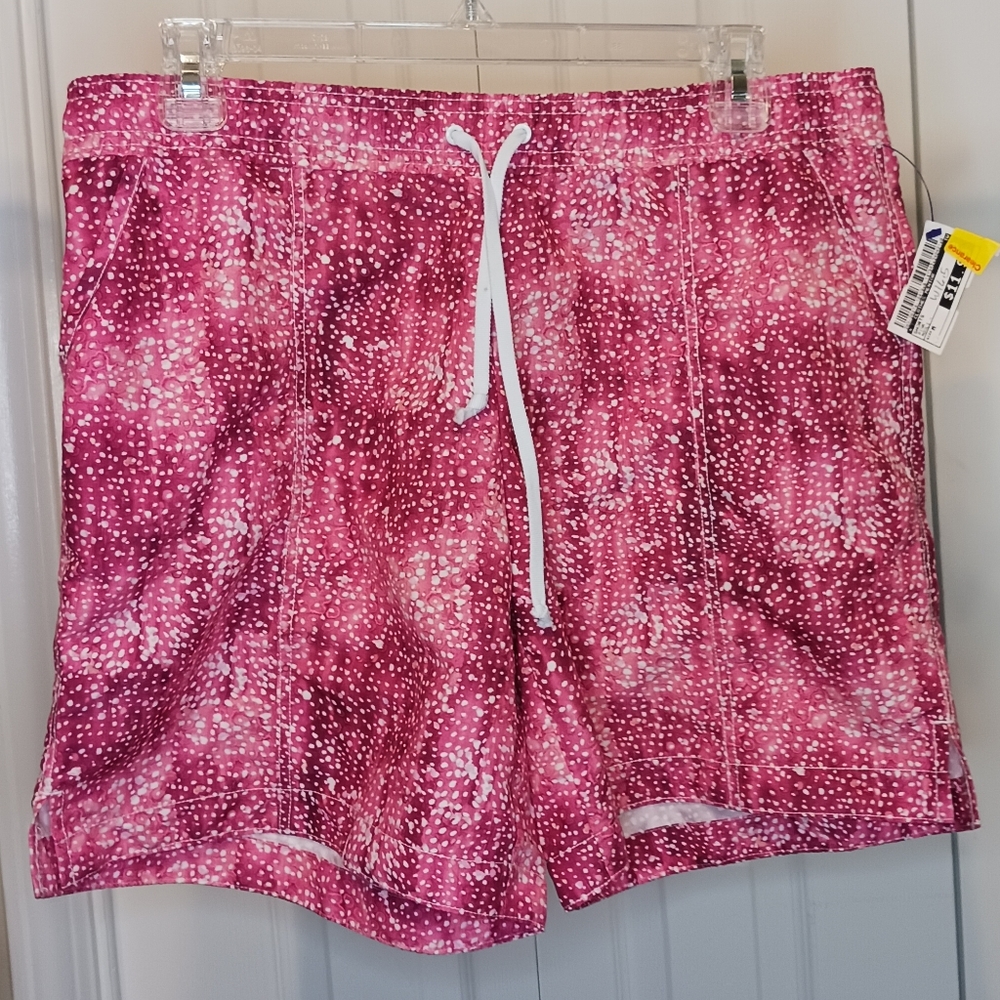 NWT ModLi Red/Pink Shorts without liner Size Medium